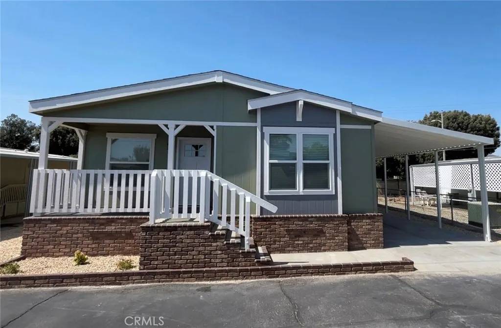 Hemet, CA 92543,675 W Oakland Ave #A4