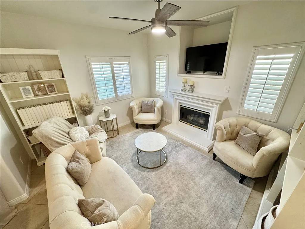 Murrieta, CA 92563,26450 Arboretum Way #1001