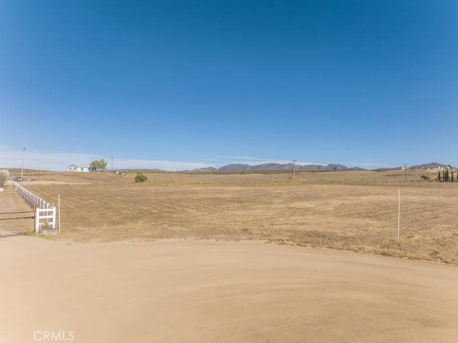 Aguanga, CA 92536,450 Comanche