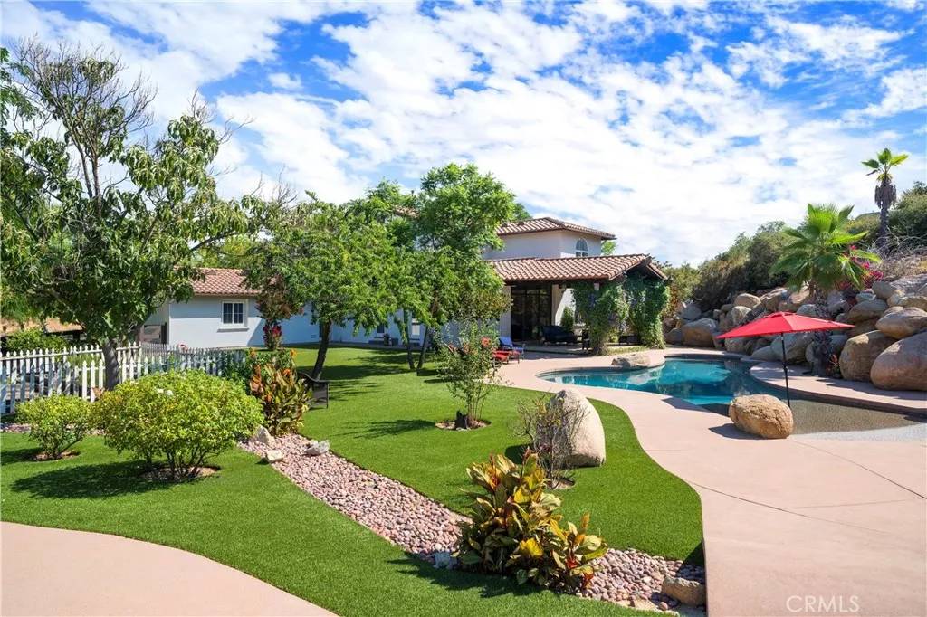 Murrieta, CA 92562,42179 Calle Paramo