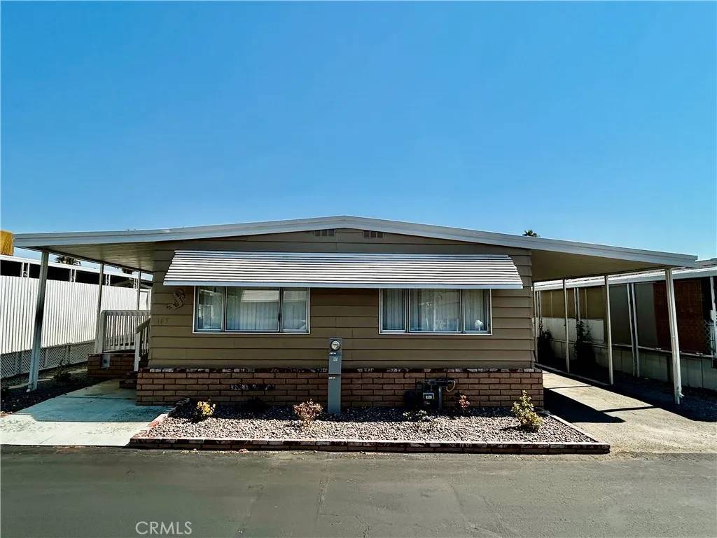 Hemet, CA 92543,725 W Thornton Ave #105