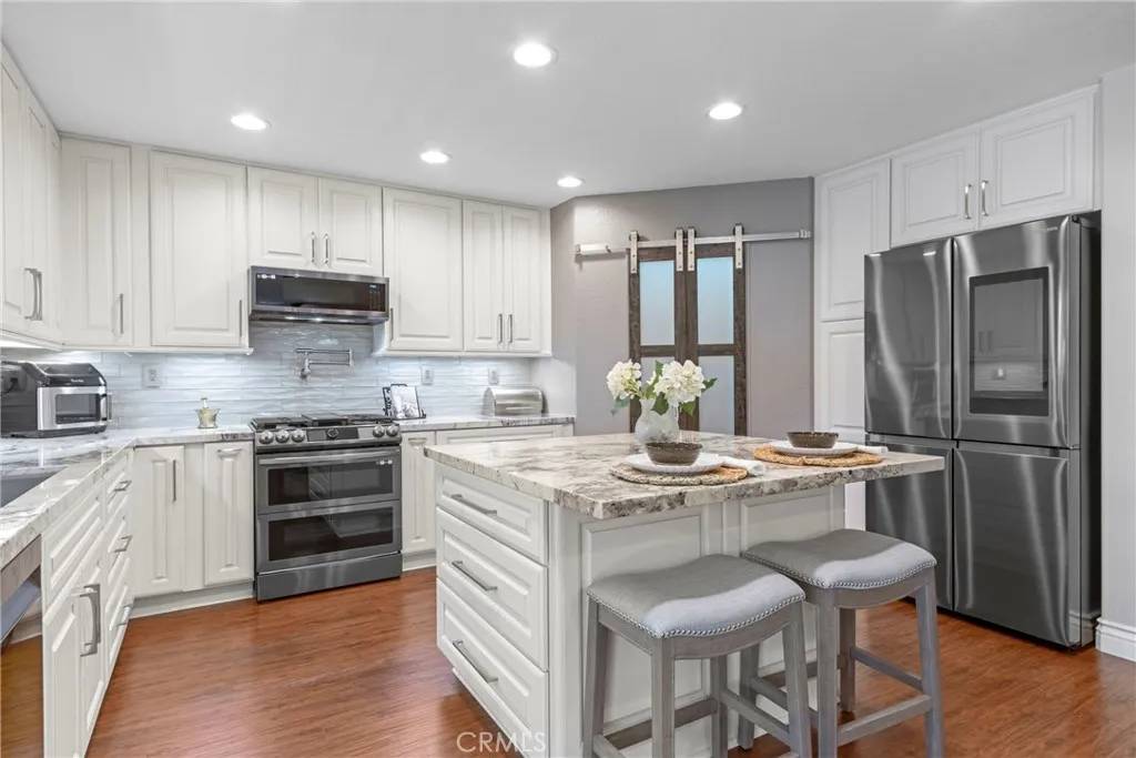 Temecula, CA 92592,33077 Monte Drive