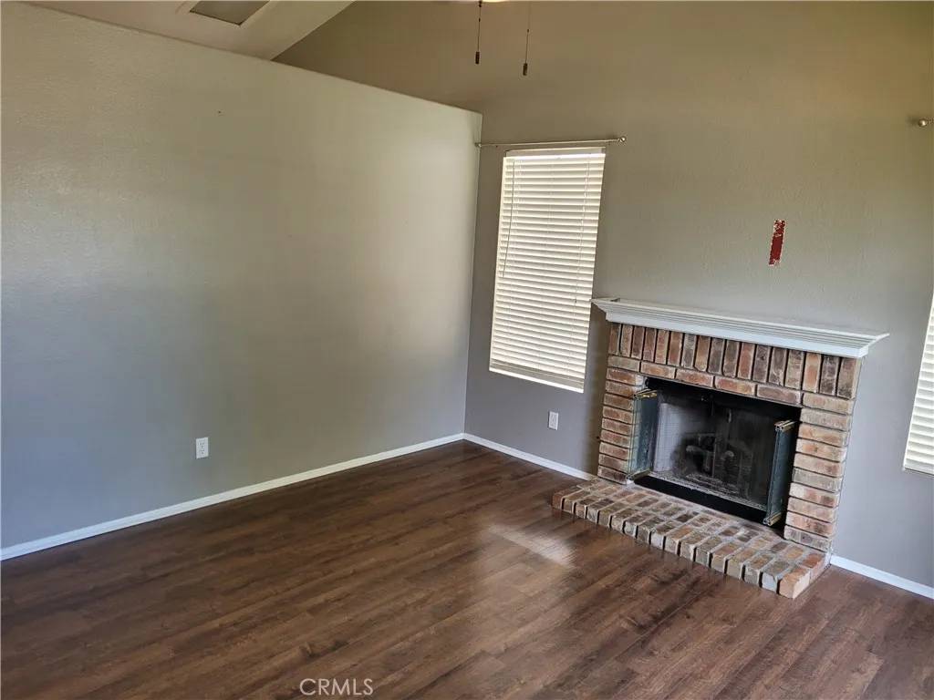 Lake Elsinore, CA 92530,18935 Applewood Way