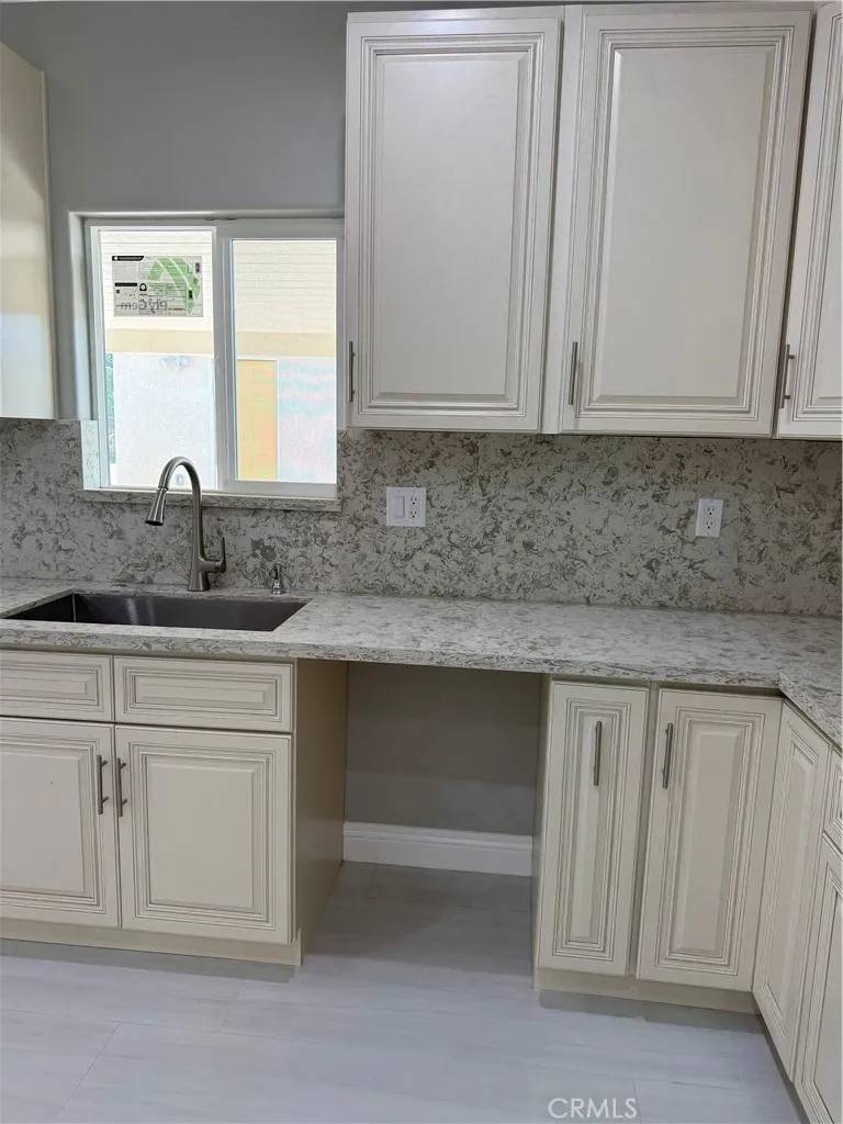 Hemet, CA 92544,578 Lauresa