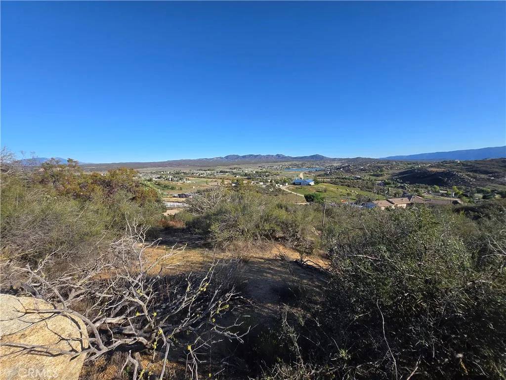 Aguanga, CA 92536,875 Lake Canyon