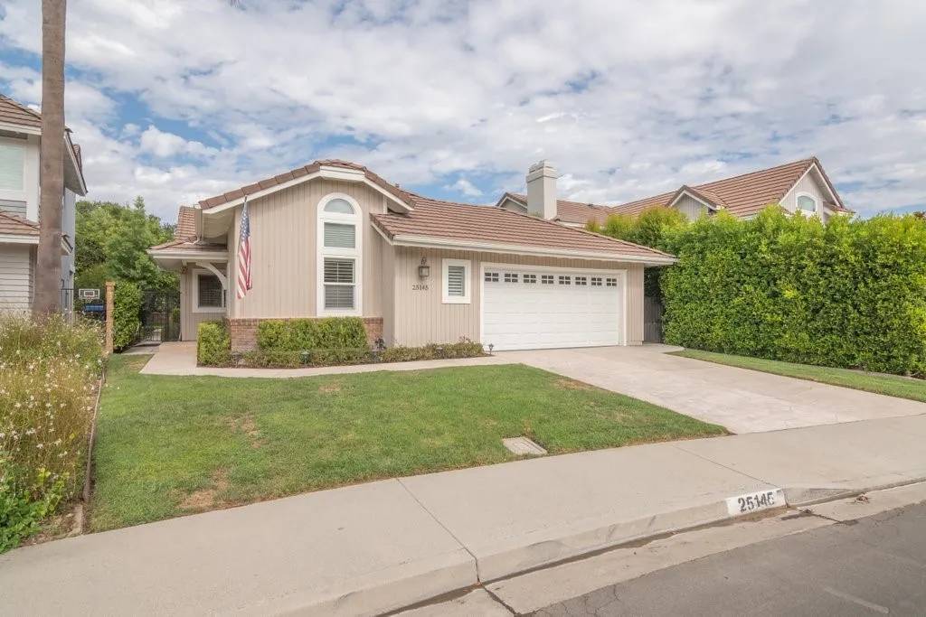 Mission Viejo, CA 92692,25145 Darlington