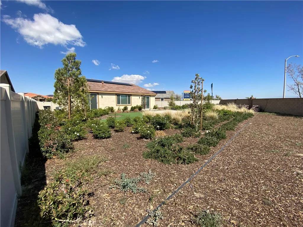Lancaster, CA 93535,1748 E Holguin Street
