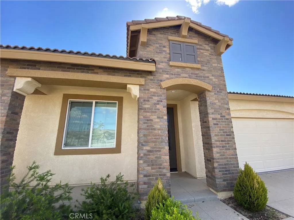 Lancaster, CA 93535,1748 E Holguin Street