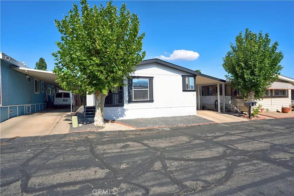 Lake Elsinore, CA 92530,31750 Machado #7