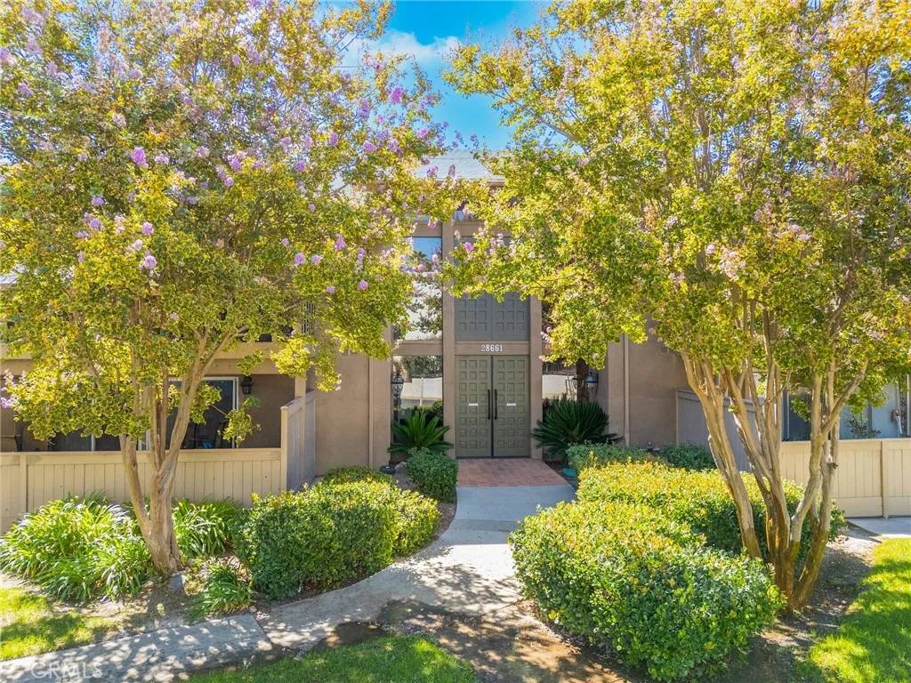 Murrieta, CA 92563,28661 Via Las Flores