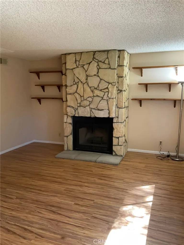 Sylmar, CA 91342,14456 Foothill #43