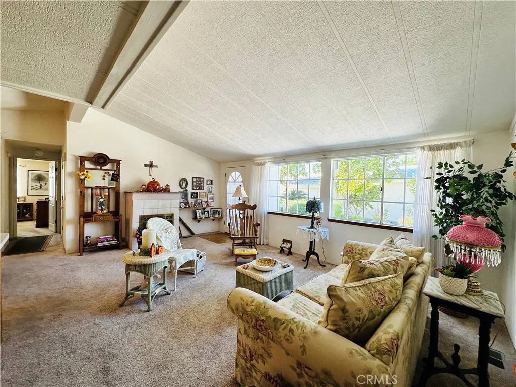 San Jacinto, CA 92583,2230 Lake Park #193