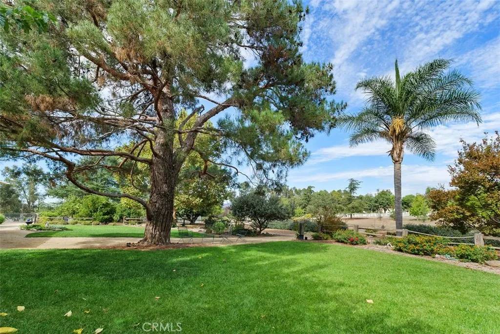 Murrieta, CA 92562,26147 Douglass