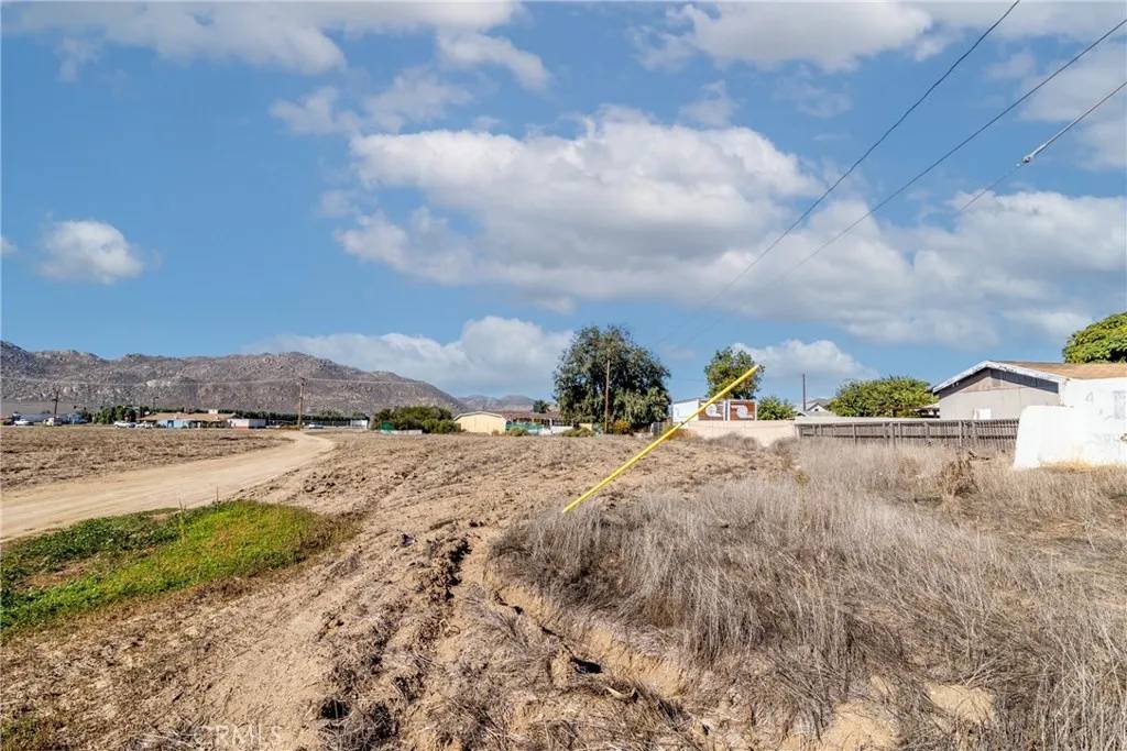 Nuevo, CA 92567,0 Lakeview