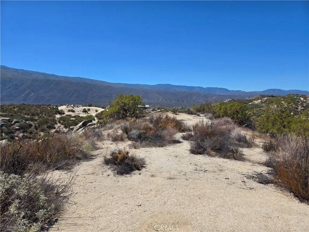 Aguanga, CA 92536,3 Indian Trails