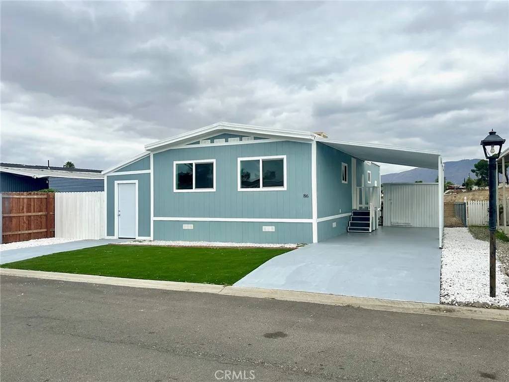 Hemet, CA 92544,1400 E Menlo #86
