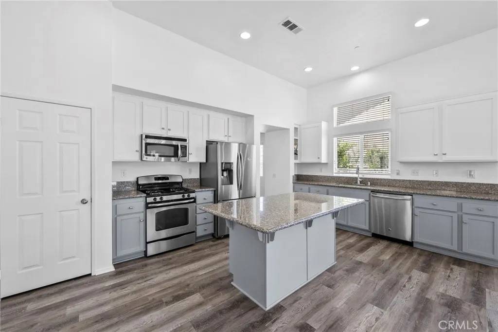 Lake Elsinore, CA 92532,35142 Sorrel Lane