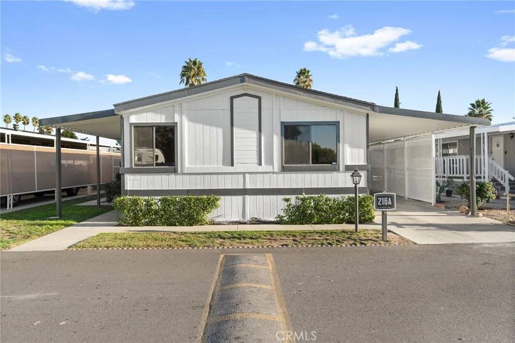 San Jacinto, CA 92583,21100 State #216A