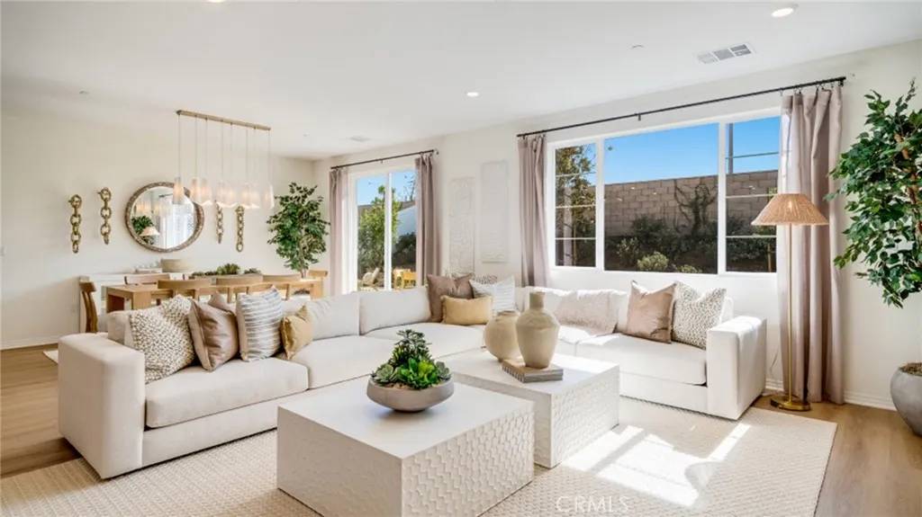 Perris, CA 92570,351 Charlton Street