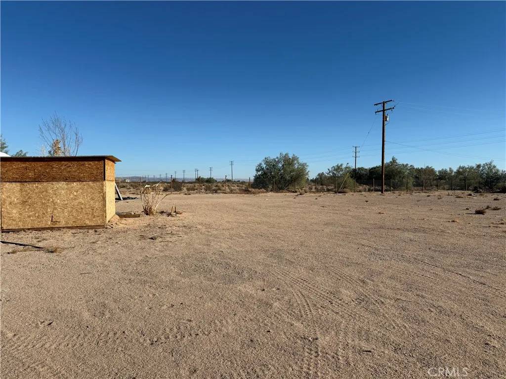 Newberry Springs, CA 92365,32990 Harvard