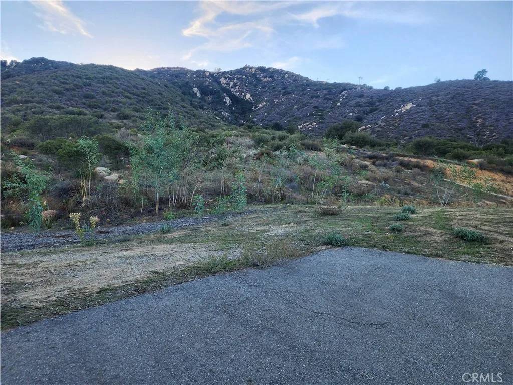 Lake Elsinore, CA 92530,29 Lakeview