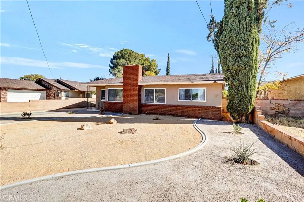 Lancaster, CA 93536,42226 55th West