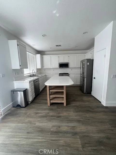 San Jacinto, CA 92582,1109 Lee Ann