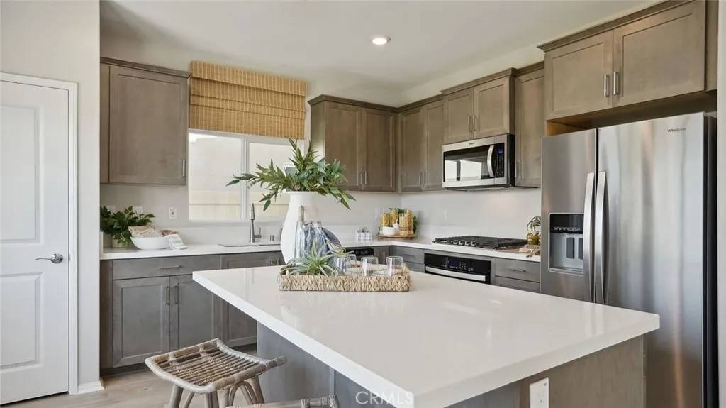 Winchester, CA 92596,31358 Water Oak Drive