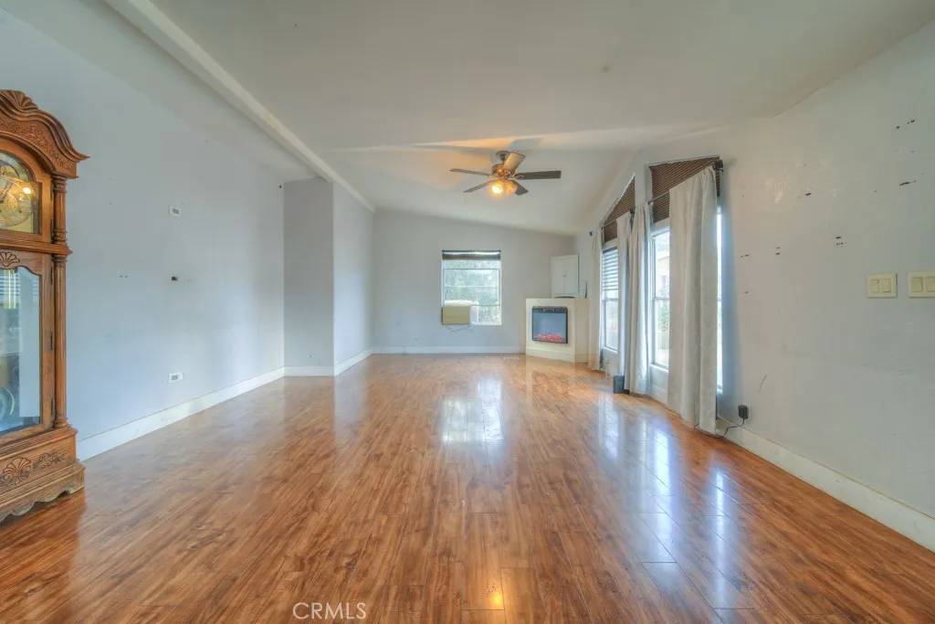 Menifee, CA 92587,23591 Clara