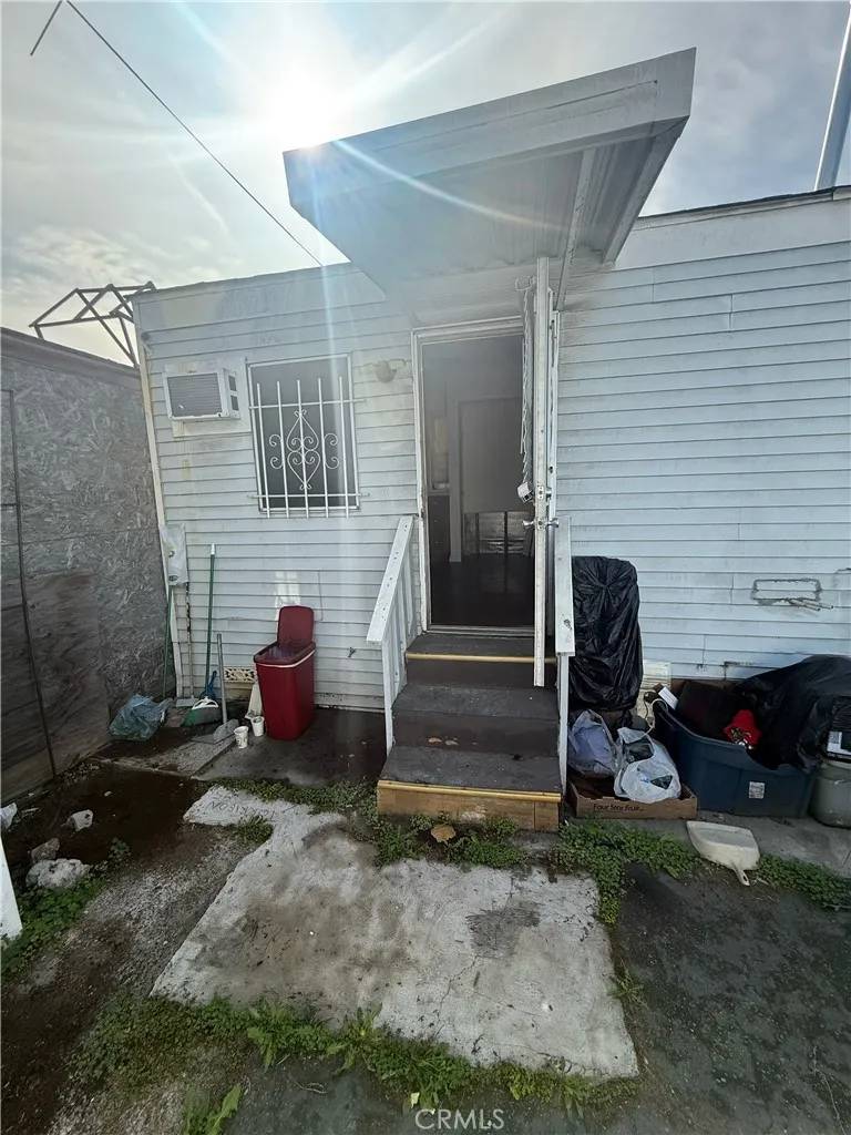 Long Beach, CA 90805,6665 Long Beach #C26