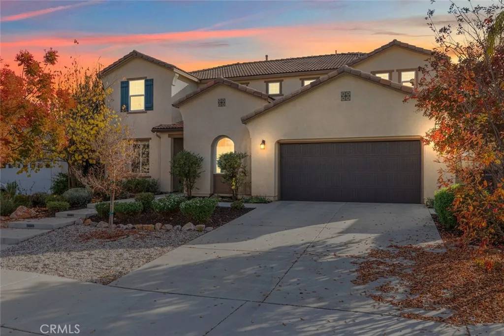 Murrieta, CA 92563,30517 Copper Rose