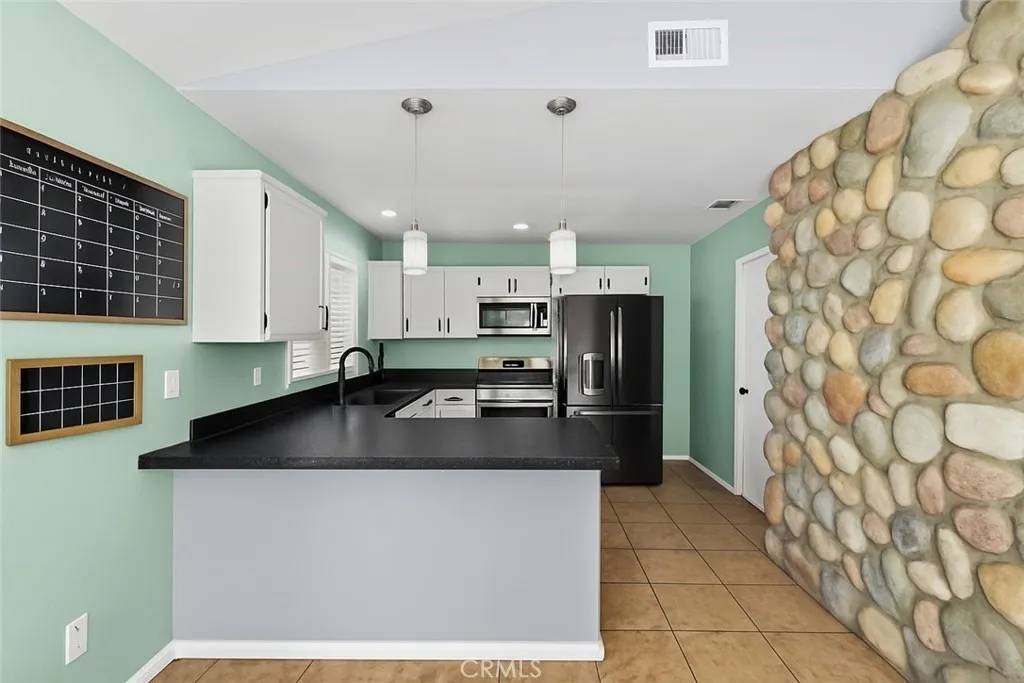 Banning, CA 92220,1053 Sycamore Court