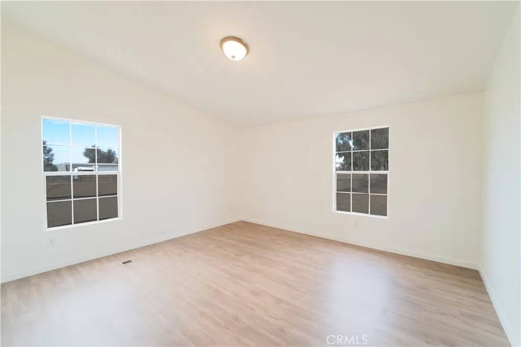 Nuevo, CA 92567,31433 Meadow Blossom