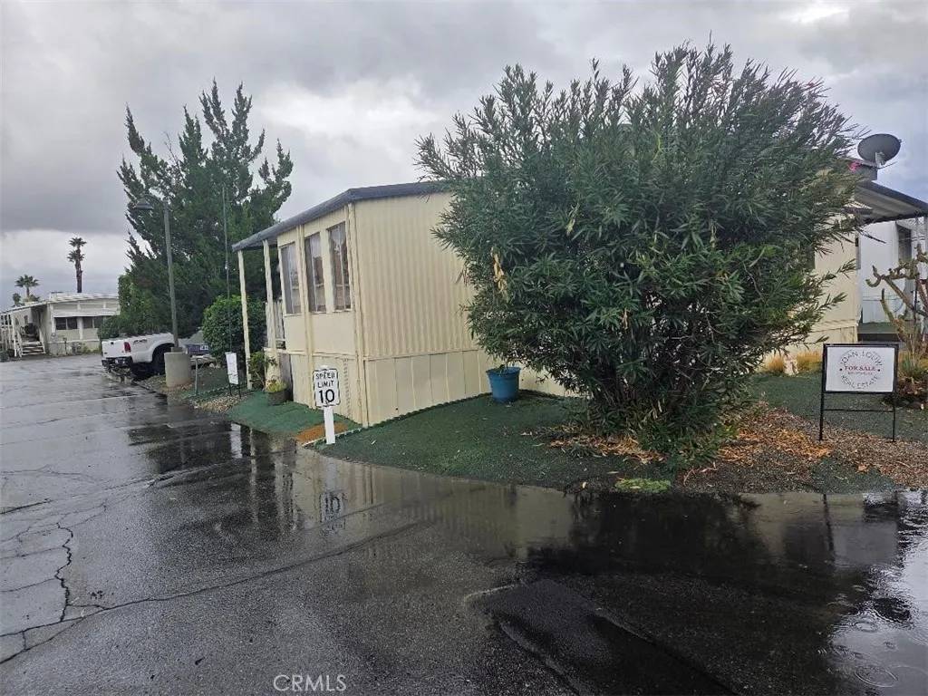 Hemet, CA 92544,42751 E. Florida #44