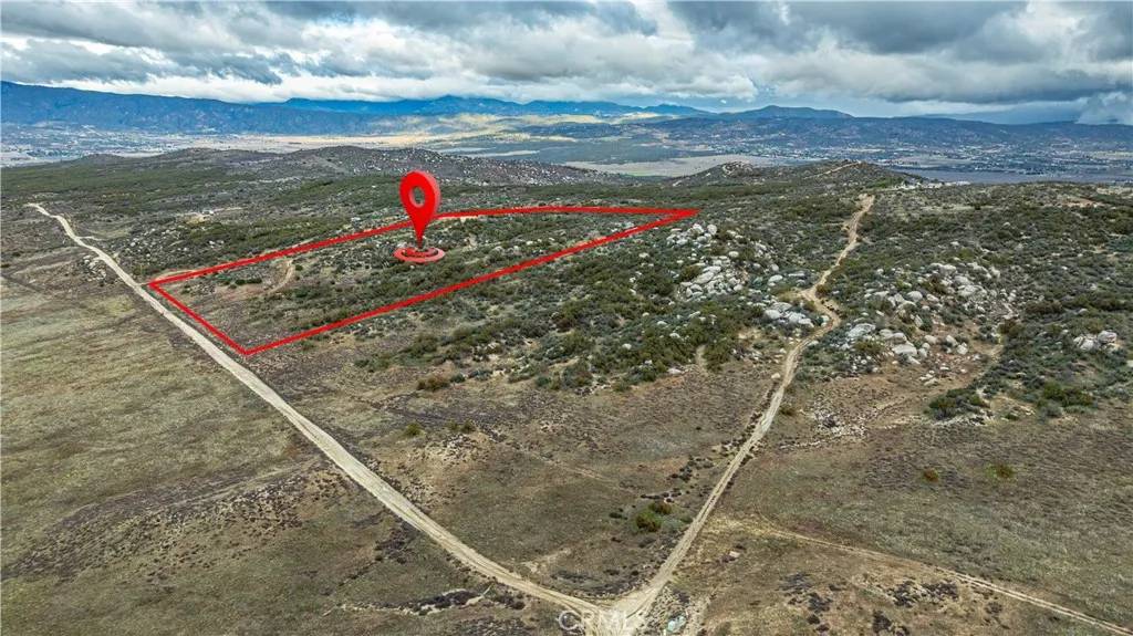 Anza, CA 92539,12 Nicholson Springs