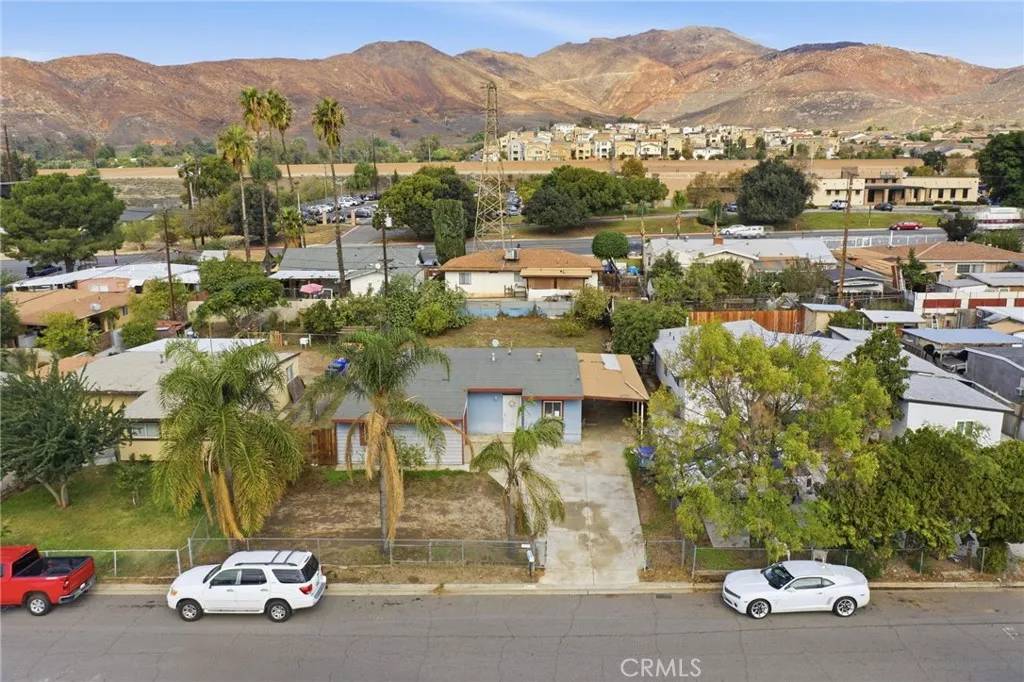 Jurupa Valley, CA 92509,7487 Eddy