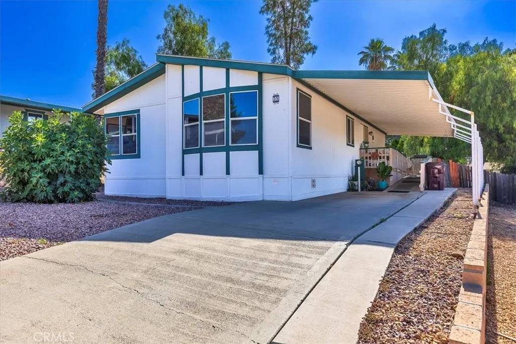 Hemet, CA 92545,32600 State Highway 74