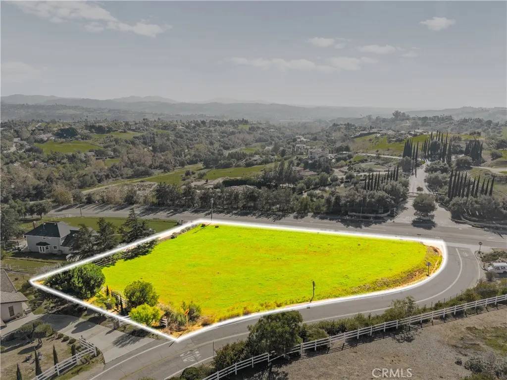 Fallbrook, CA 92028,4060 Alta Vista