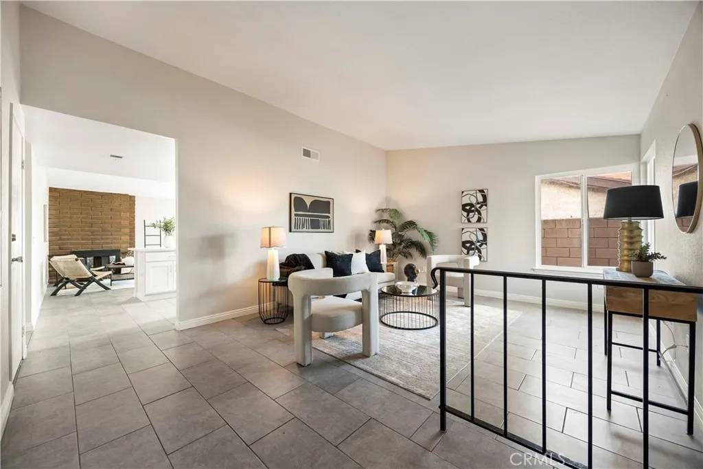 Ontario, CA 91762,423 Montezuma Street