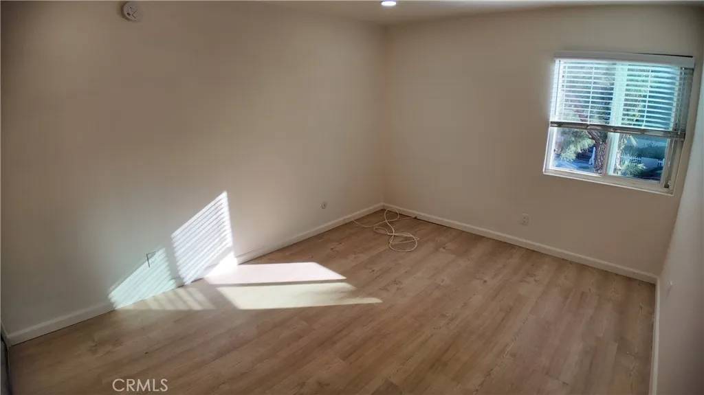 Tarzana, CA 91356,18645 Hatteras #208