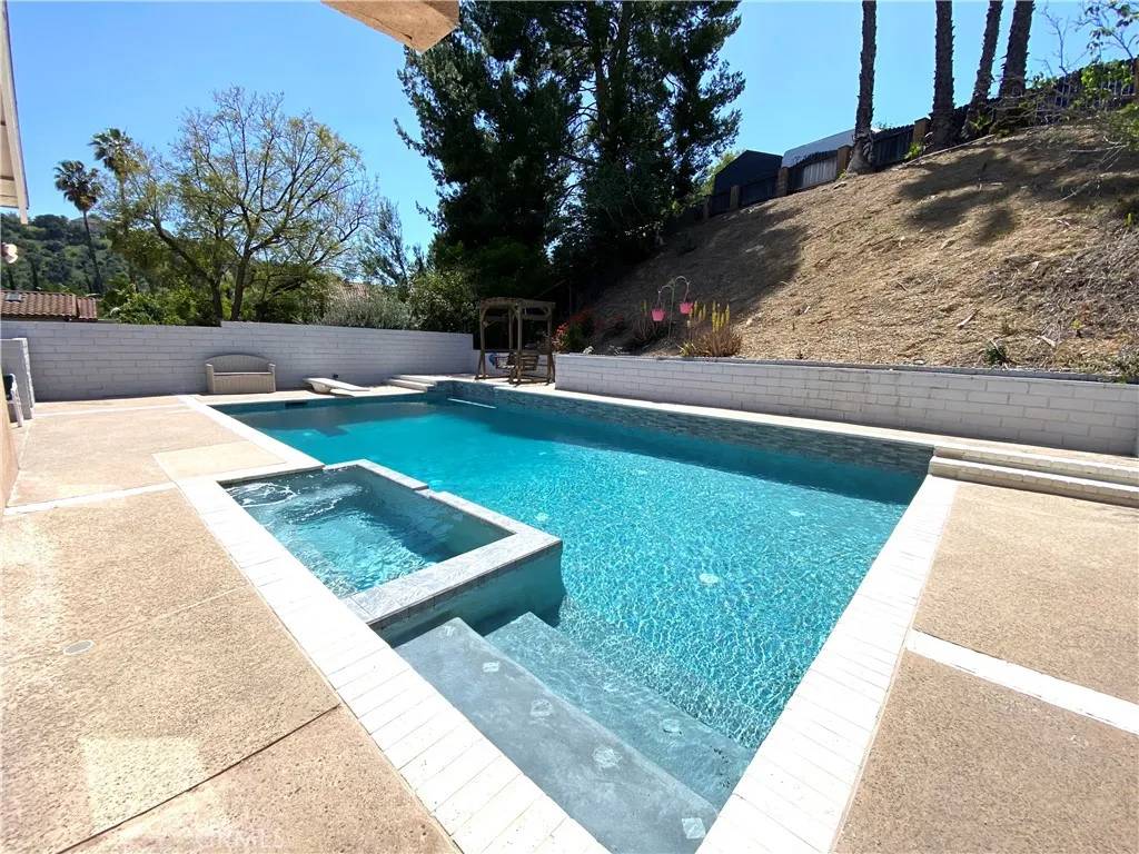 Diamond Bar, CA 91765,1921 Kiowa Crest Drive