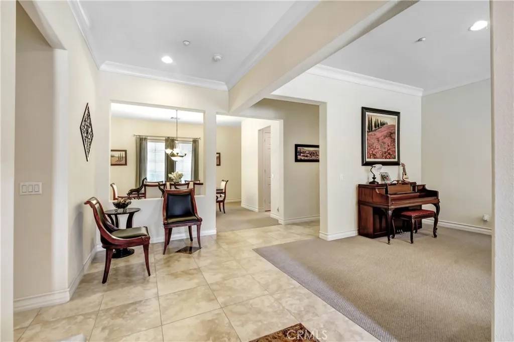Ontario, CA 91762,1858 S Almond Avenue