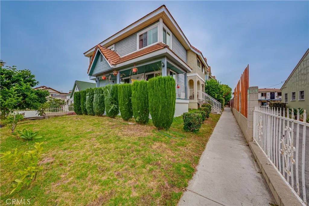 Monterey Park, CA 91754,516 N Moore Avenue #E