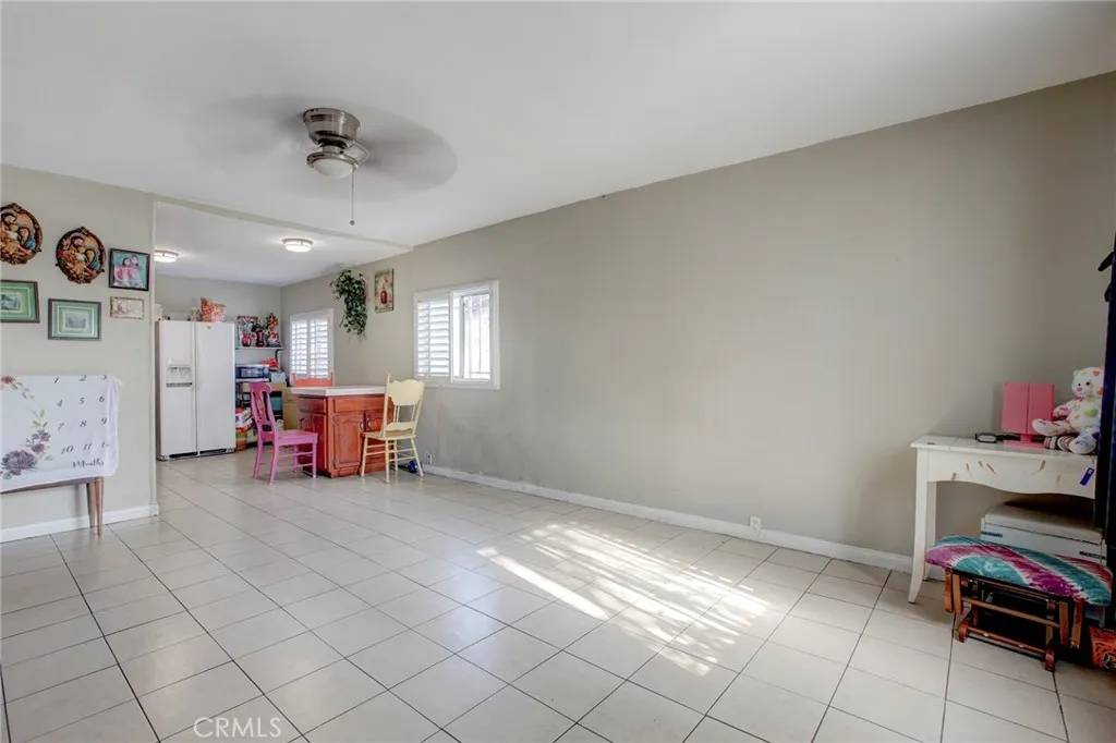 Los Angeles, CA 90003,331 W 92nd Street