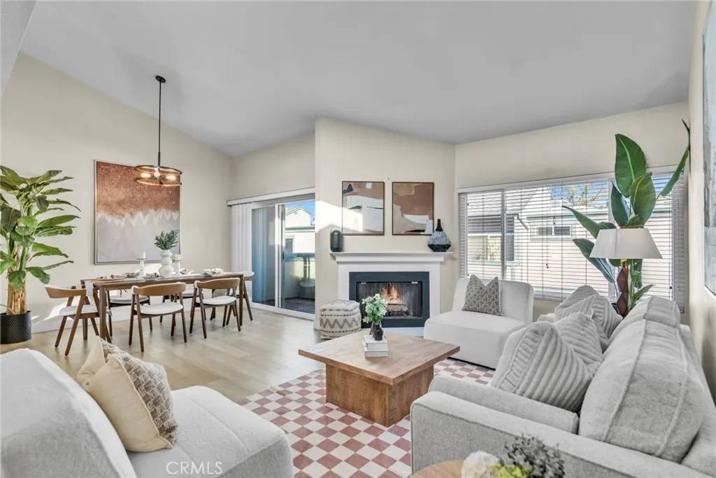 Diamond Bar, CA 91765,1120 Cleghorn Drive #F