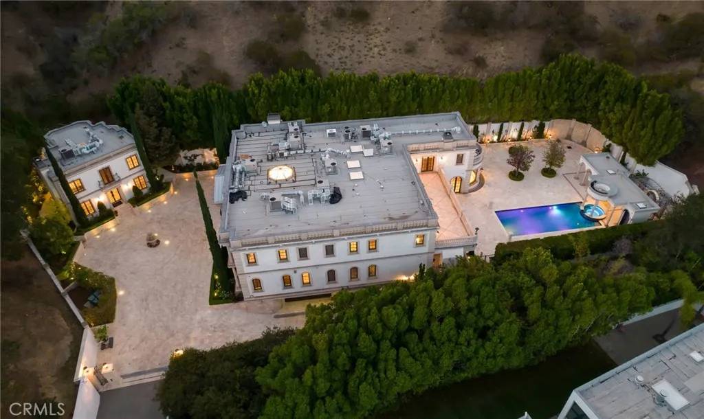 Los Angeles, CA 90077,1714 Stone Canyon Road