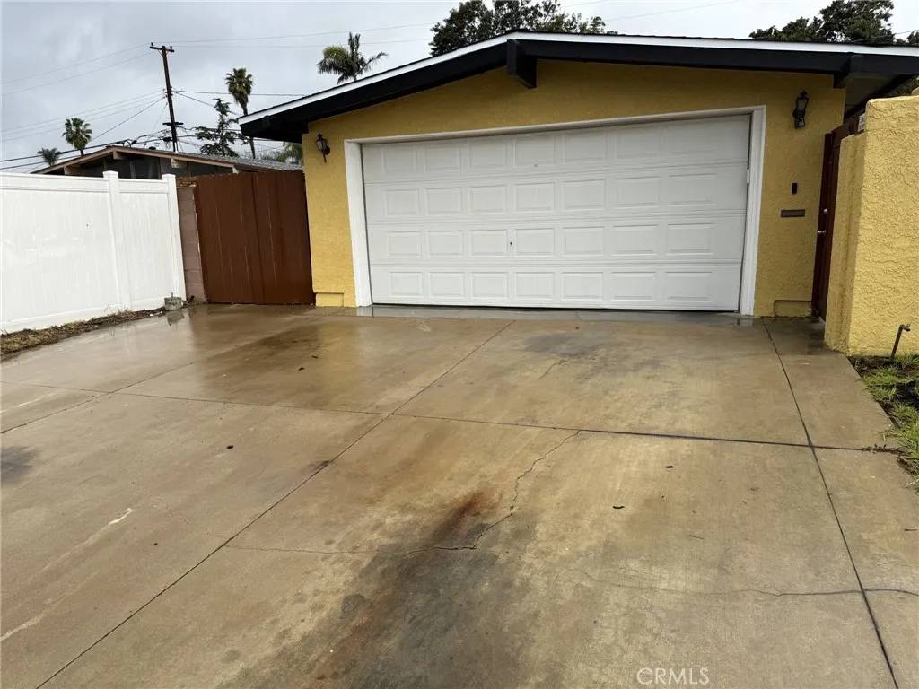 Anaheim, CA 92804,2435 W Broadway