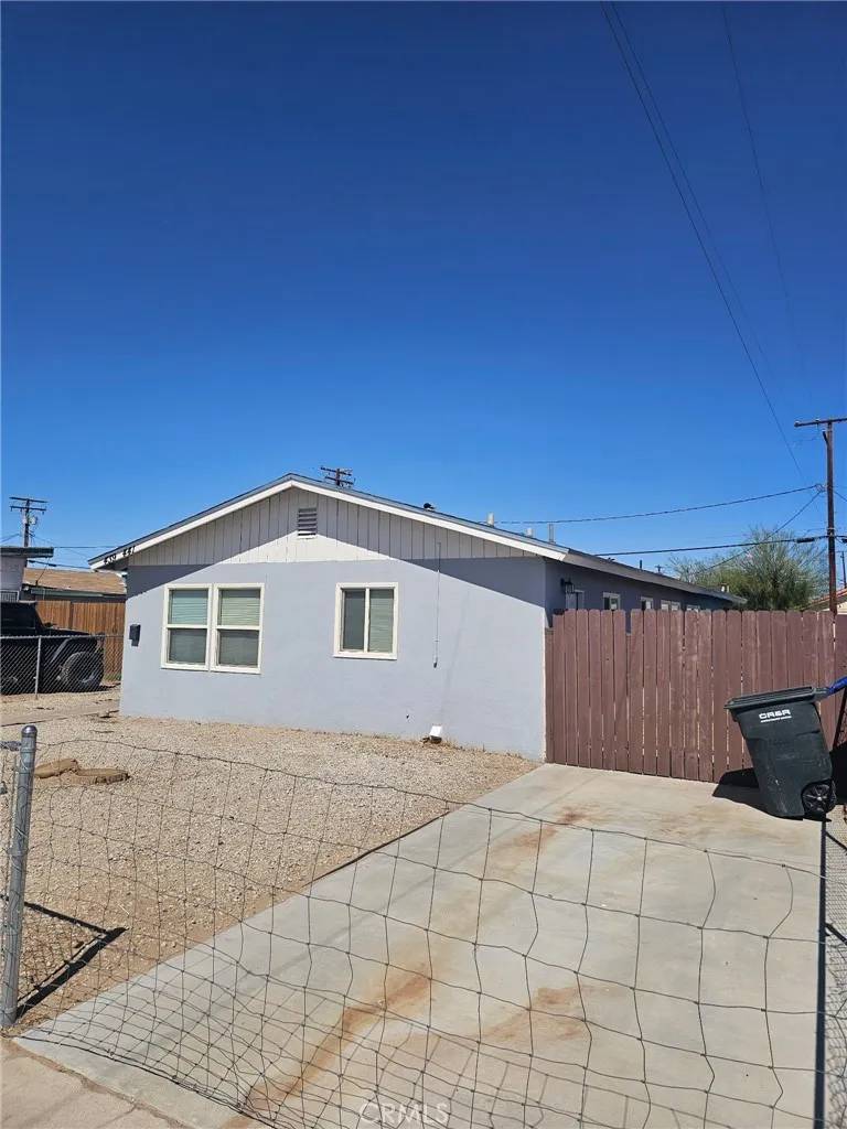 Blythe, CA 92225,439 E Avenue A