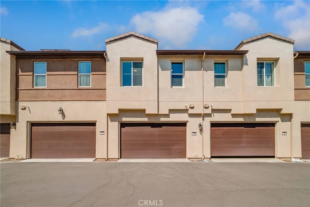 South El Monte, CA 91733,33 Aria Street