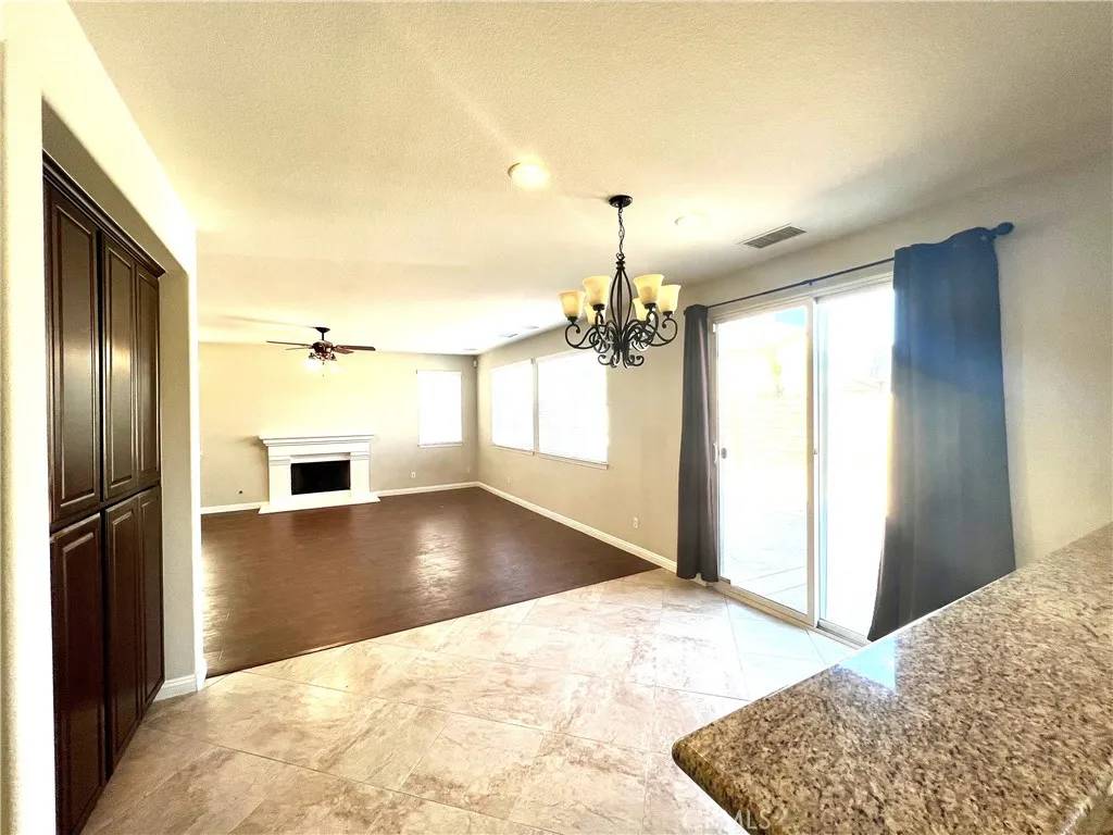 Eastvale, CA 92880,8085 Elderkin Street